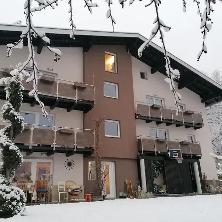 Holz By Interhome * Pians